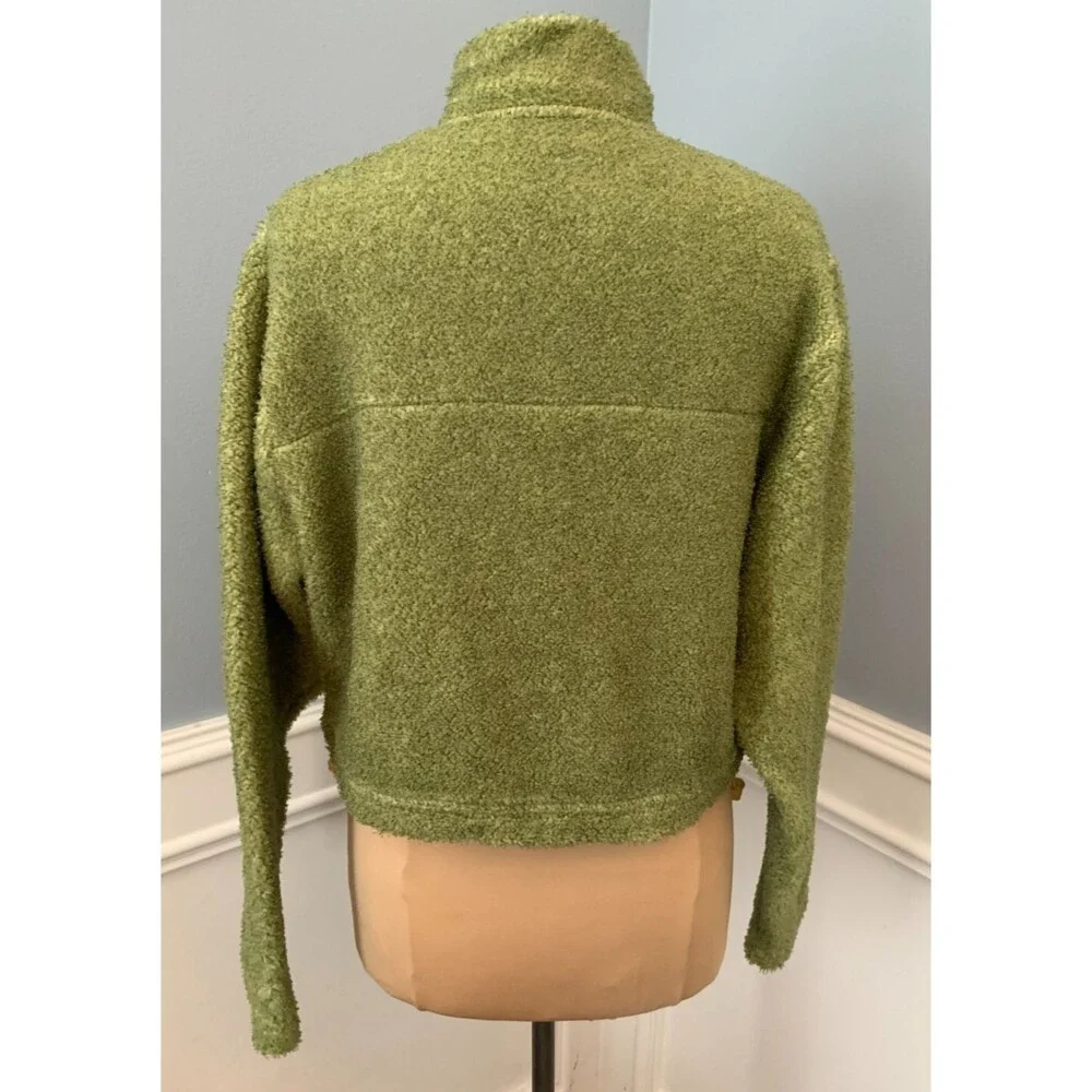 Nike Sweater Womens M Therma-Fit Sherpa Boucle Fleece 1/4 Zip Cropped Pullover